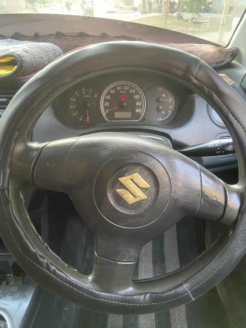Suzuki Swift 2011 5