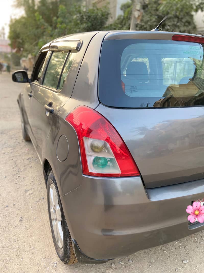 Suzuki Swift 2011 12