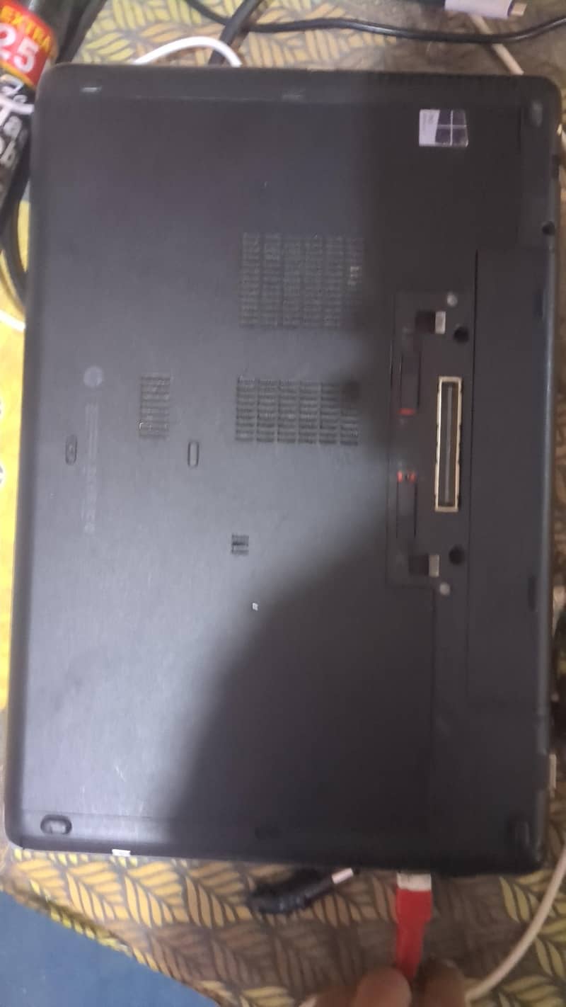 HP PROBOOK 650 1