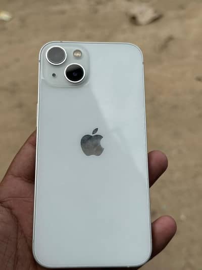 Apple iPhone 13