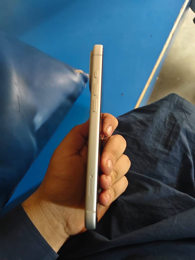 Apple iPhone 17 Pro Max 1