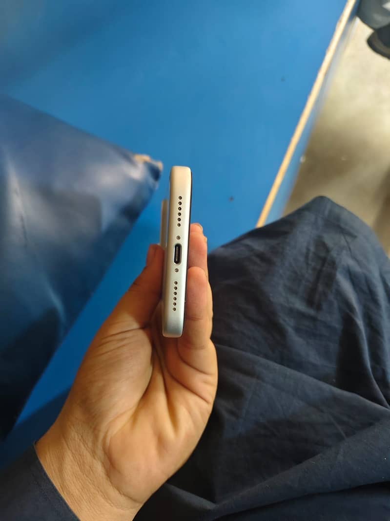 Apple iPhone 17 Pro Max 5