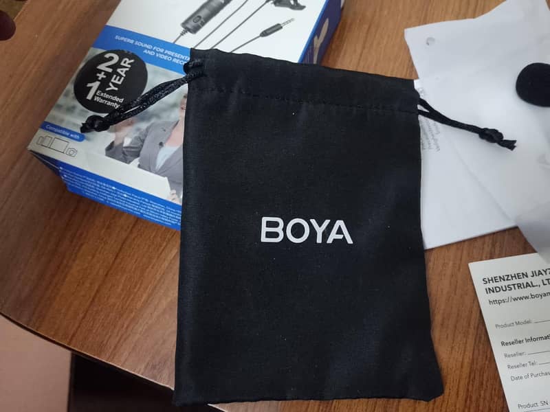 BOYA by M1 8