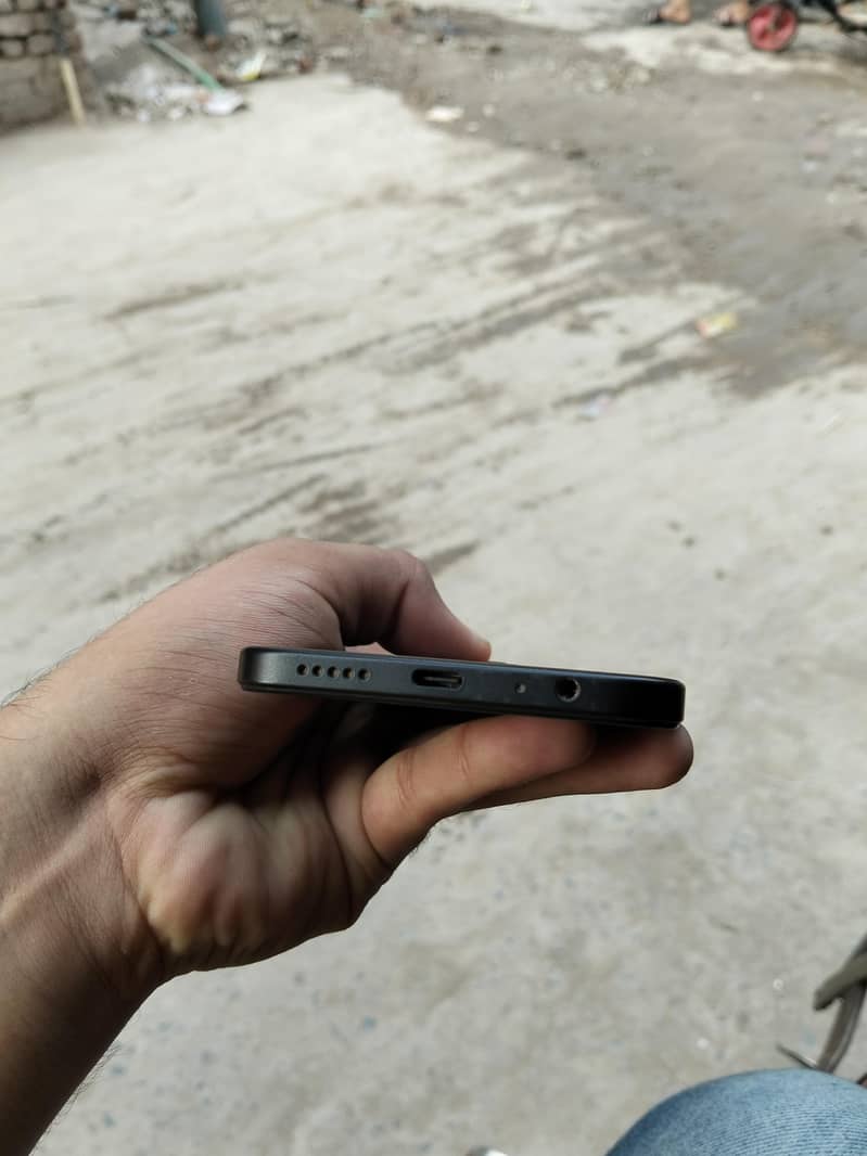 Realme C15 4