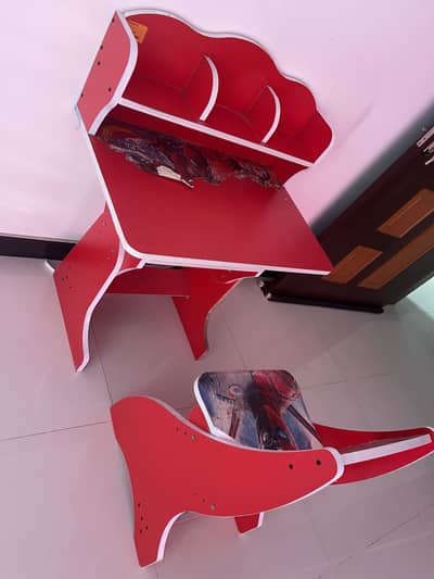 Kids study table