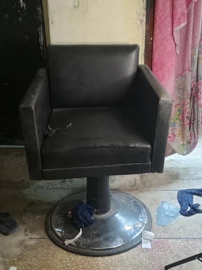 saloon chairs for sale
