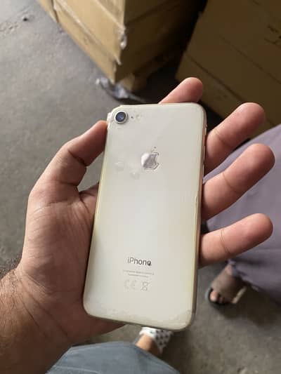 Apple iPhone 8