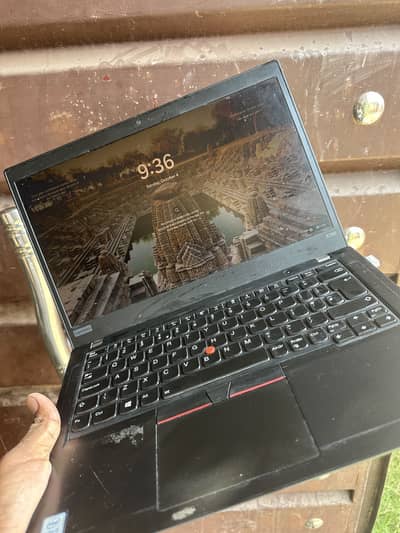 Lenovo thinkpad 8/256 core i5 8th gen