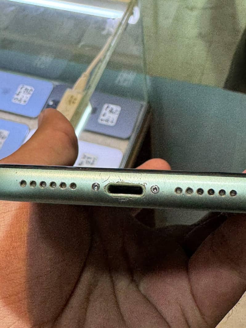 Apple iPhone 11 1
