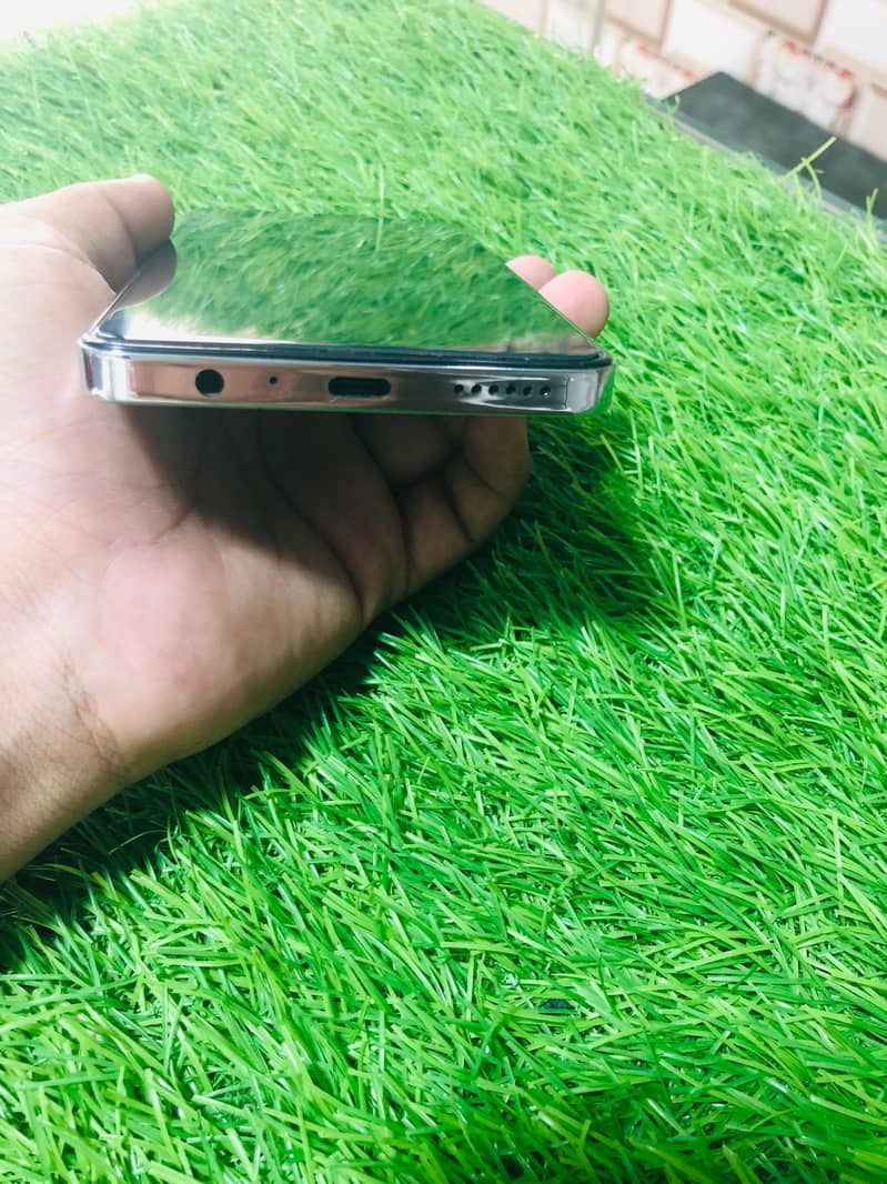Tecno CAMON 20 2