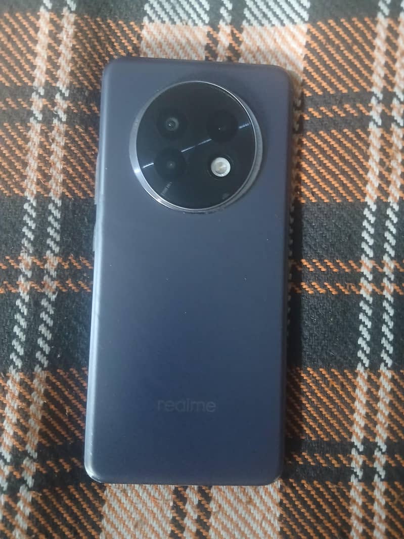 Realme 13 Plus 3