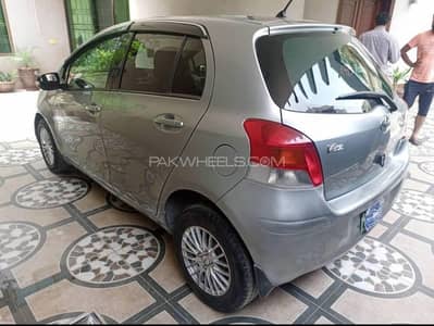 Toyota Vitz 2010
