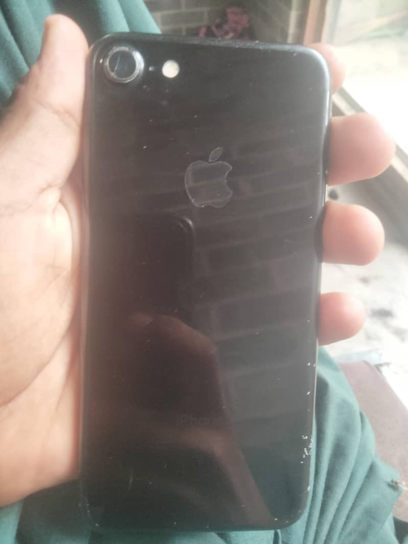 Apple iPhone 7 5