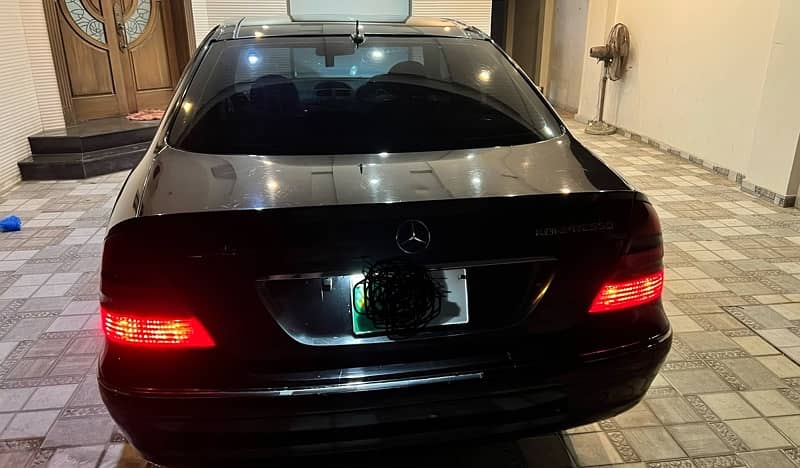 Mercedes E Class 2005 5