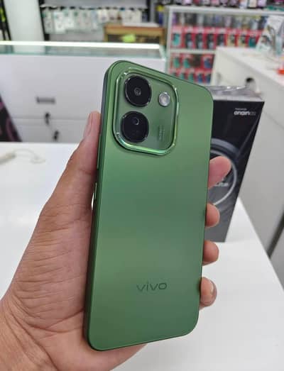 Vivo Y80  8 256  gb