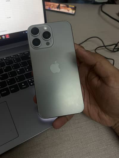 Apple iPhone 15 Pro Max