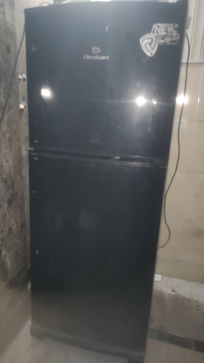 Dawlance 9175WBHZ Plus Medium Refrigerator – Excellent Condition 3