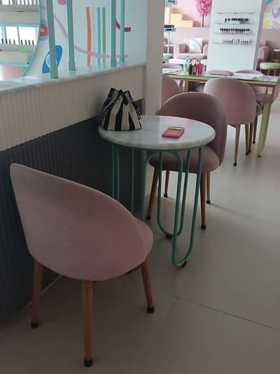 Cafe chairs - Restaurant chairs for sale - 9k each chair