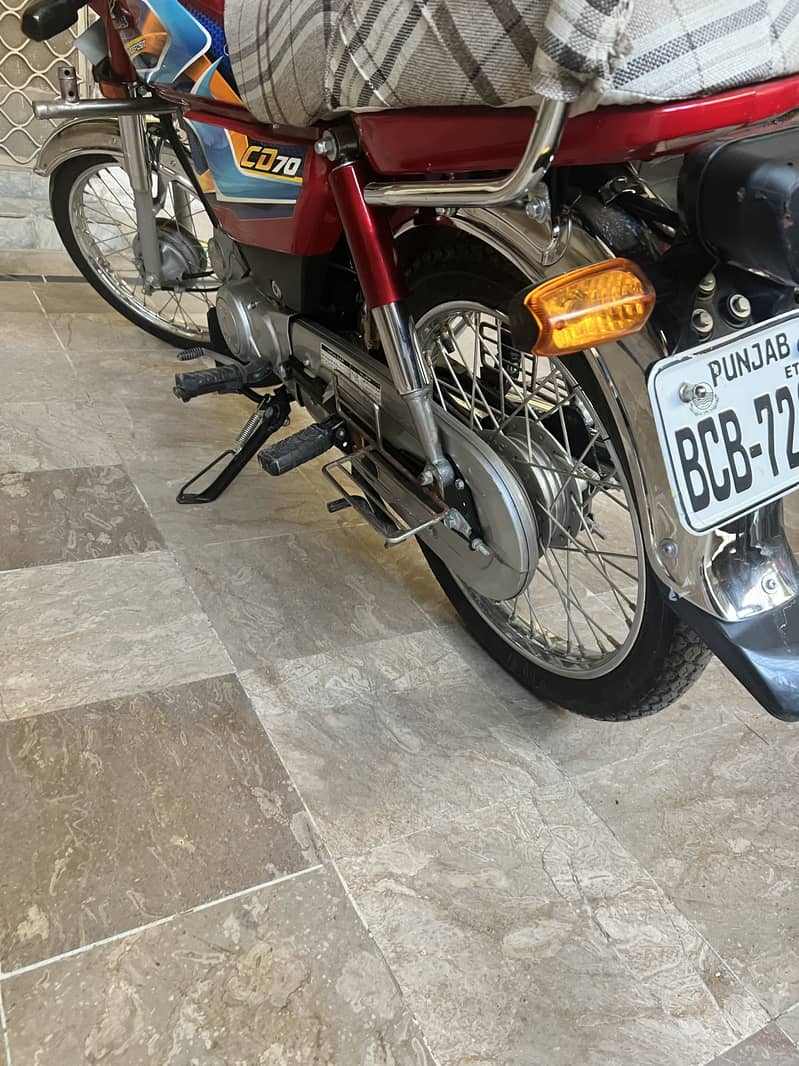 Honda cd 70 9