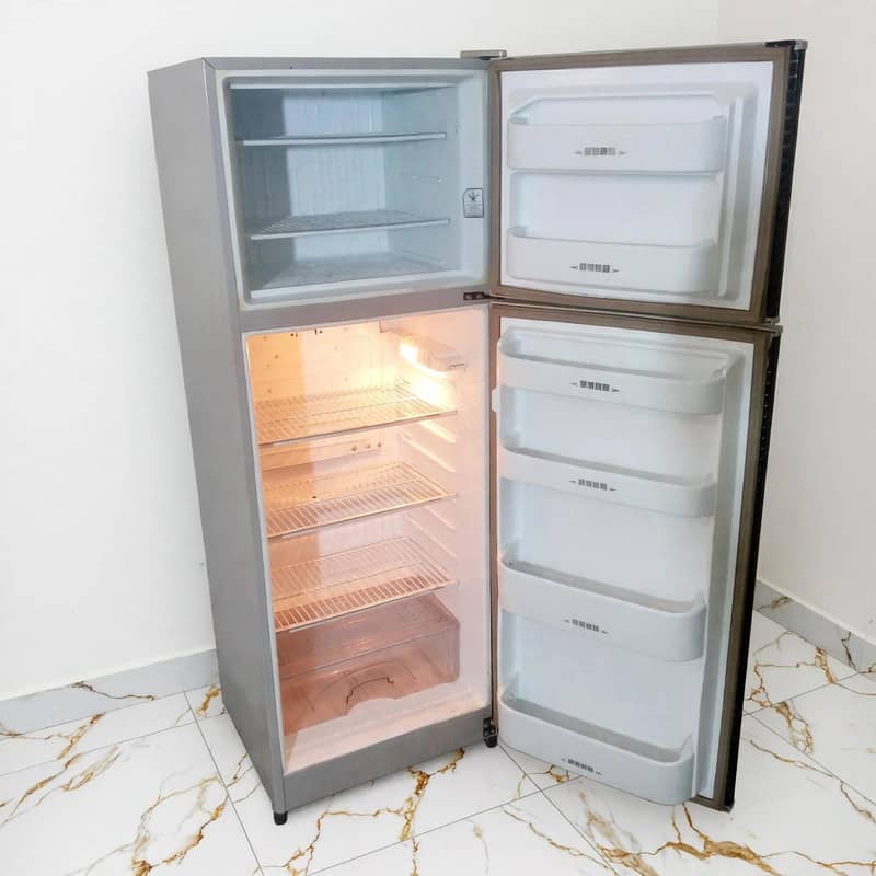 Dawlance fridge 1