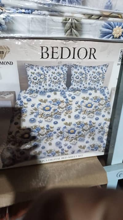 Luxury 3D Printed King Size Bedsheet Set with 2 Pillow Covers
