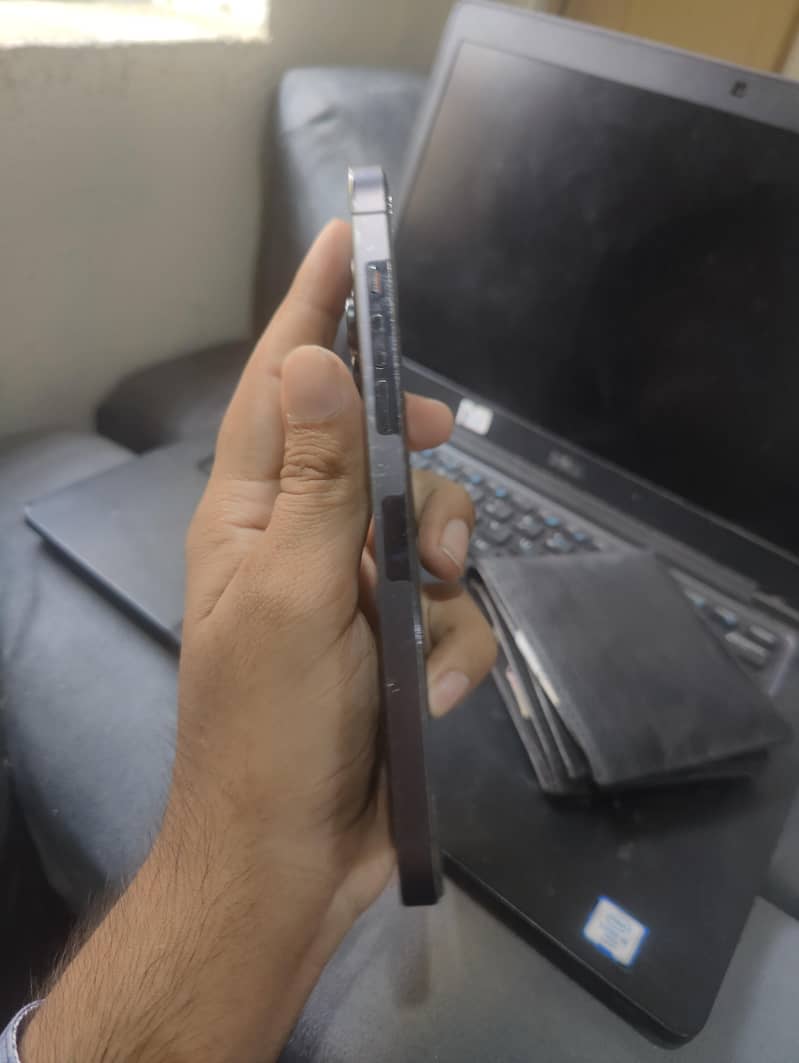 Apple iPhone 14 Pro Max 6
