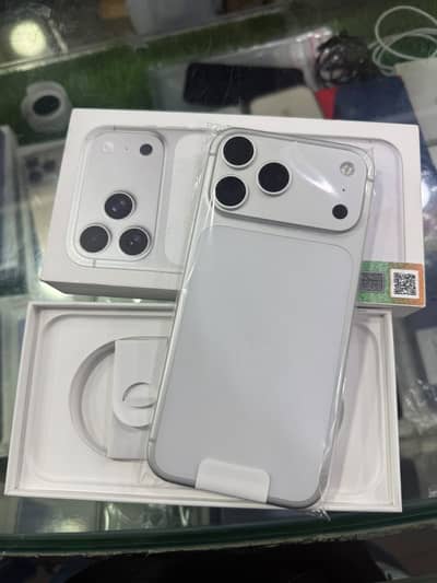iPhone 17 Pro Max 256 Gb With Box