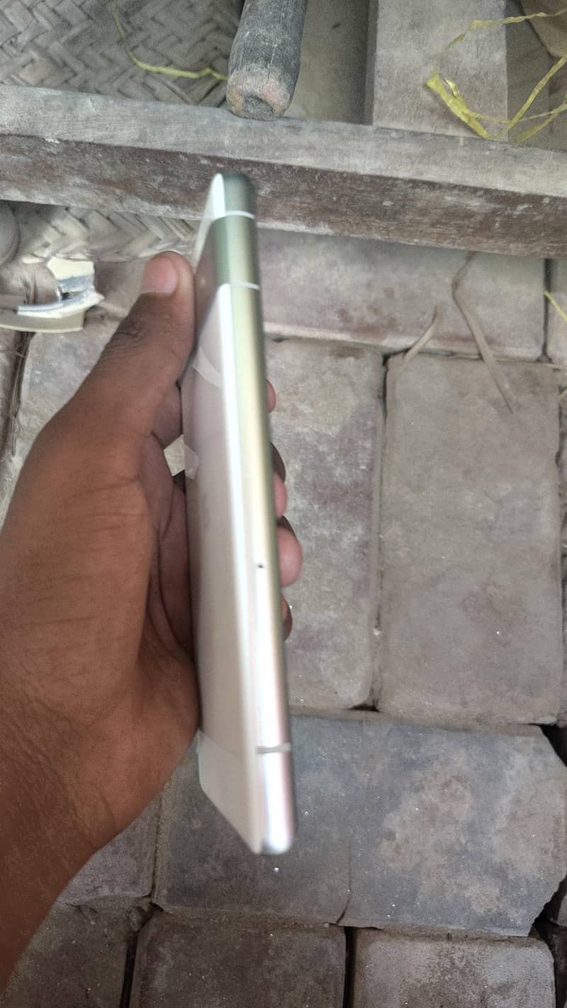 Google Pixel 7a 1