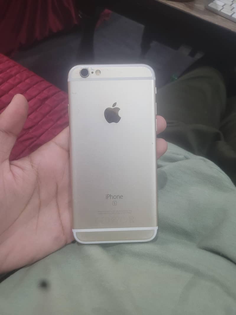 Apple iPhone 6S 1