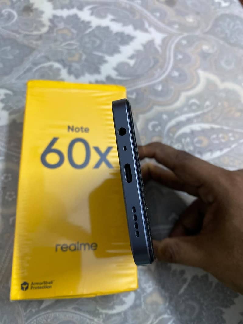 Realme Note 60x 3