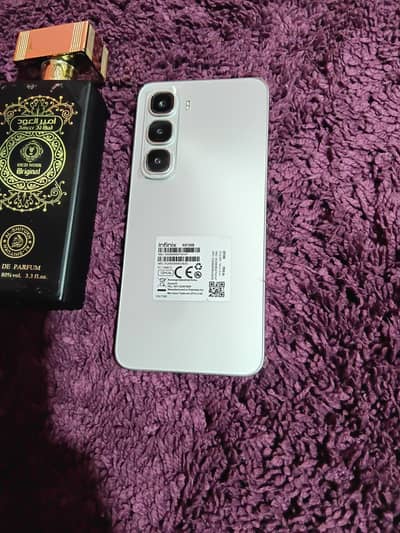 Infinix HOT60i