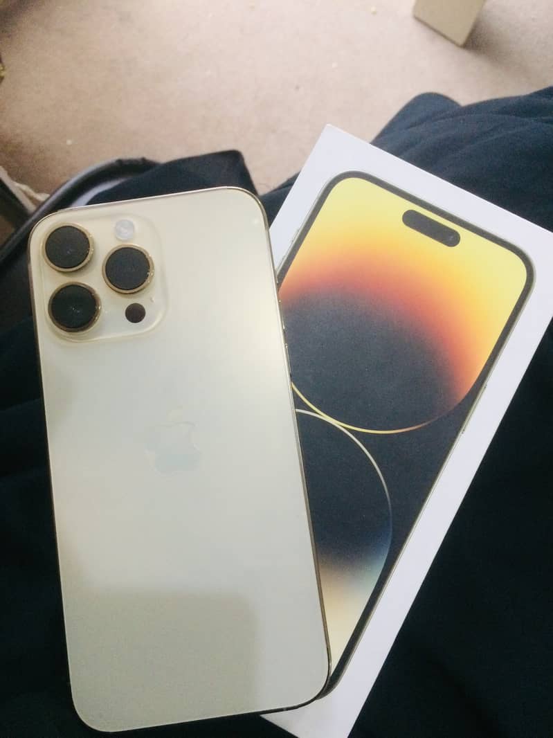 Apple iPhone 14 Pro Max 0