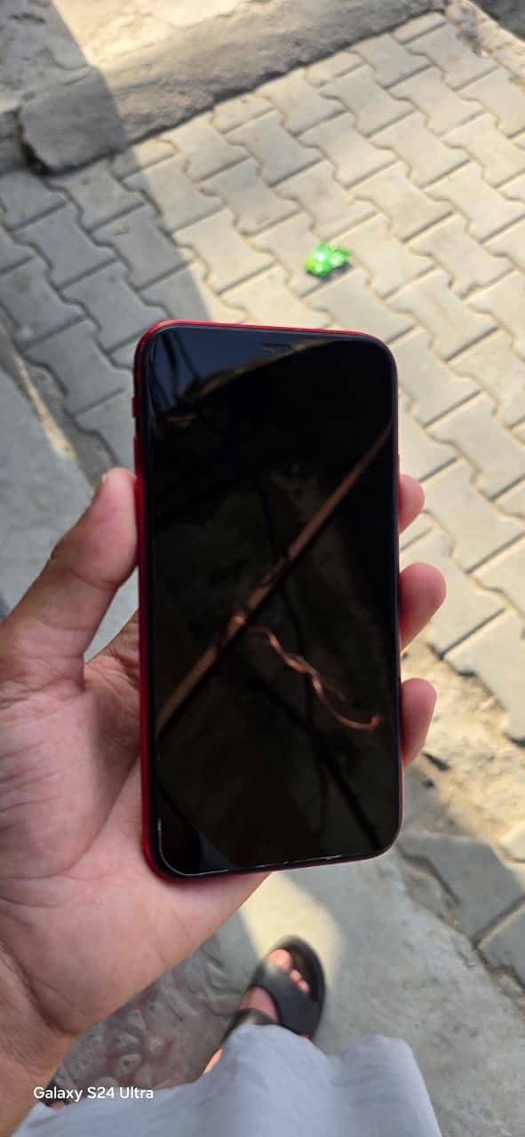 Apple iPhone XR 5