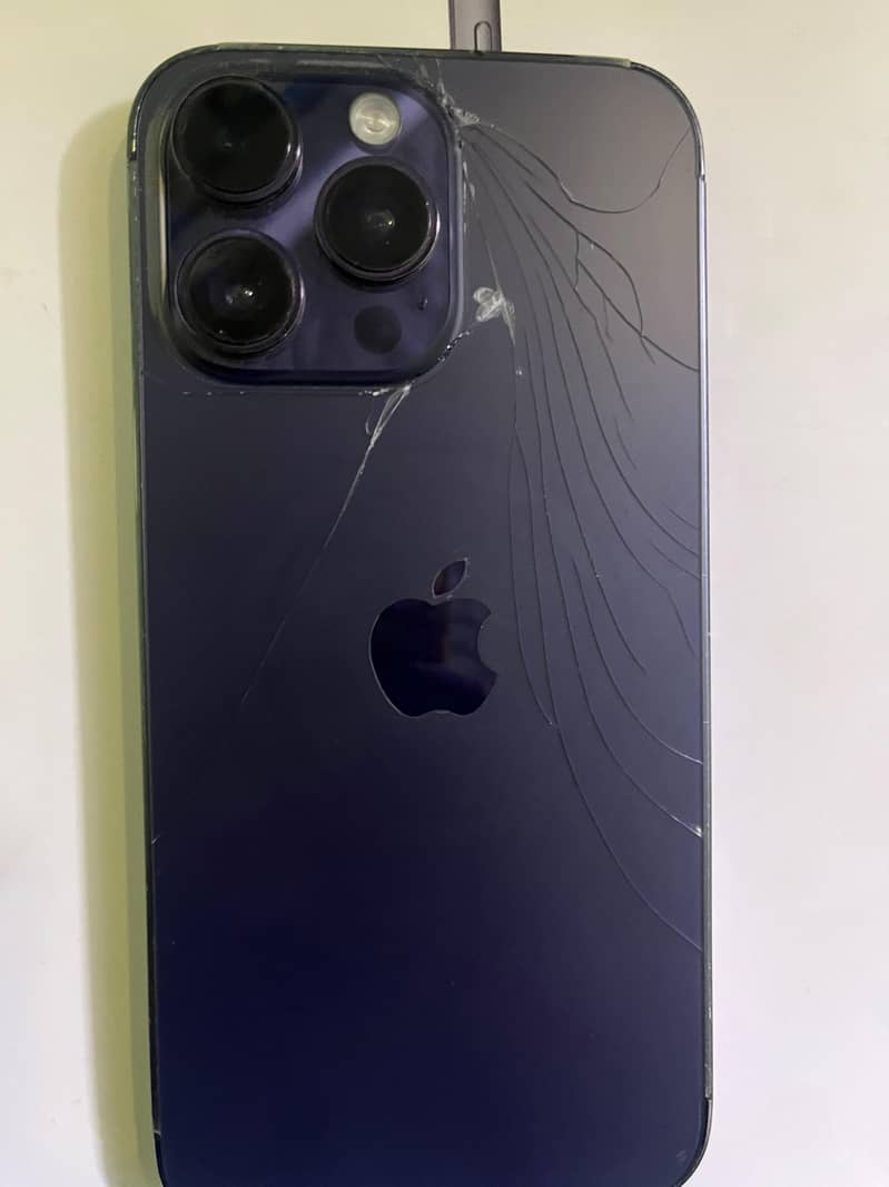 Apple iPhone 14 Pro Max 4