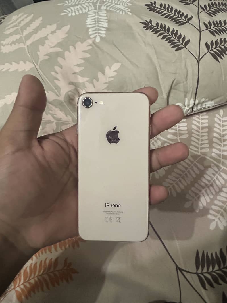 Apple iPhone 8 4