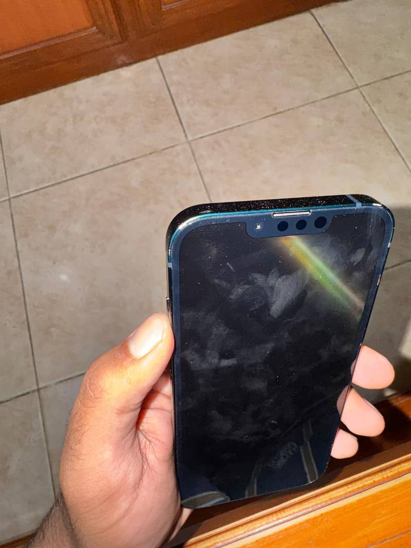 Apple iPhone 14 11