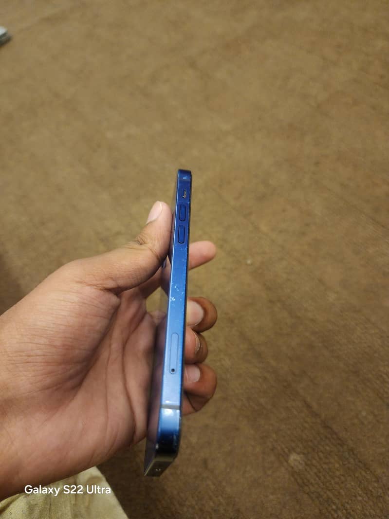 iphone 12 4