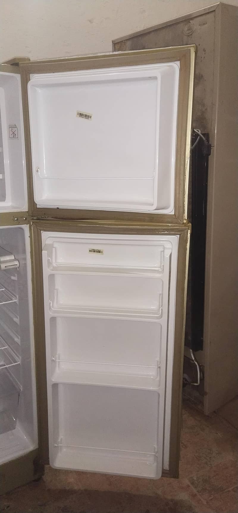 dawlance fridge 0