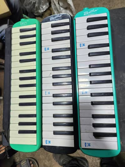 iRin 32 Key Melodica Keyboard Piano