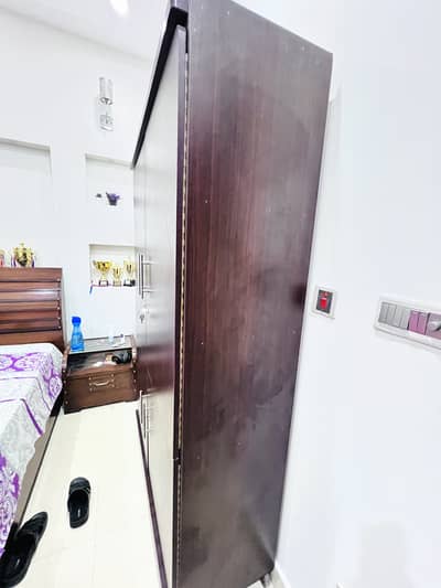 Slightly use 2 Doors Storage cabinet