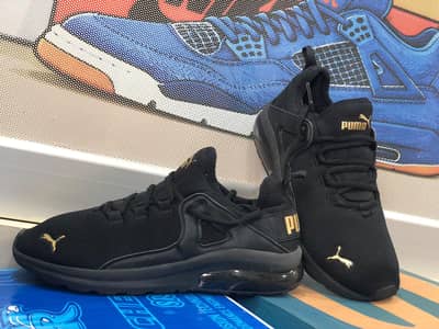 Puma Electron 2.0 Sport Style Sneakers   Condition:10/10 Size 7