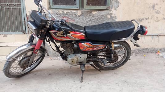 CG Honda 125 selling serious buyer contact