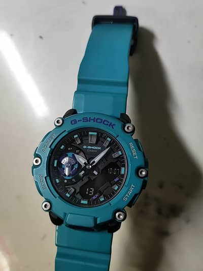 Casio G-SHOCK GA-2200-2A Turquoise/Blue