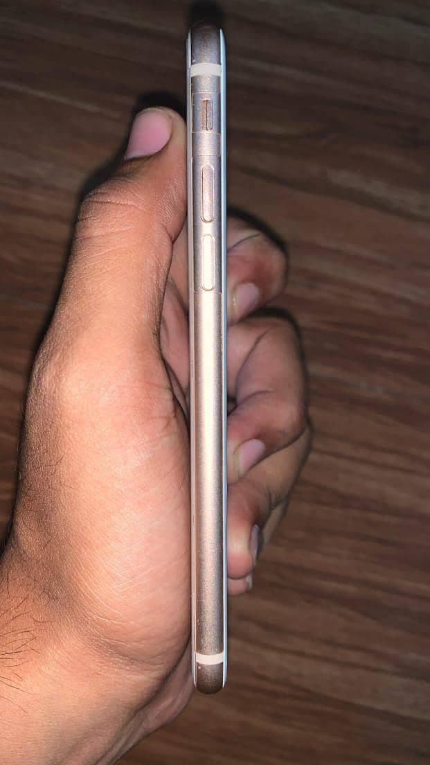 Iphone 8 Non PTA 2