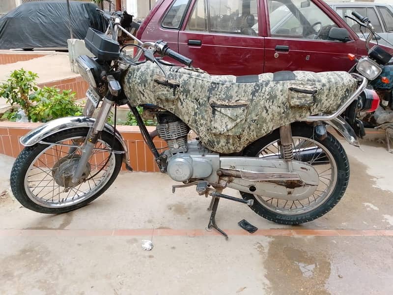 UNIQUE UD 125 0