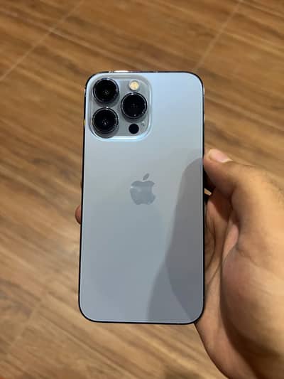 Apple iPhone 13 Pro
