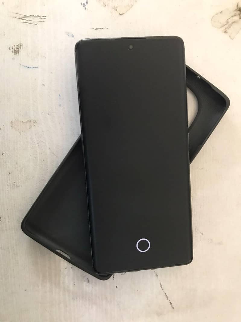 Xiaomi Redmi Note 14 Pro 3
