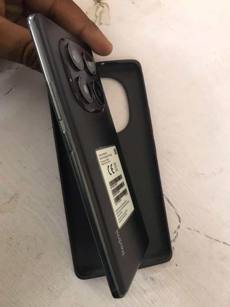 Xiaomi Redmi Note 14 Pro 1