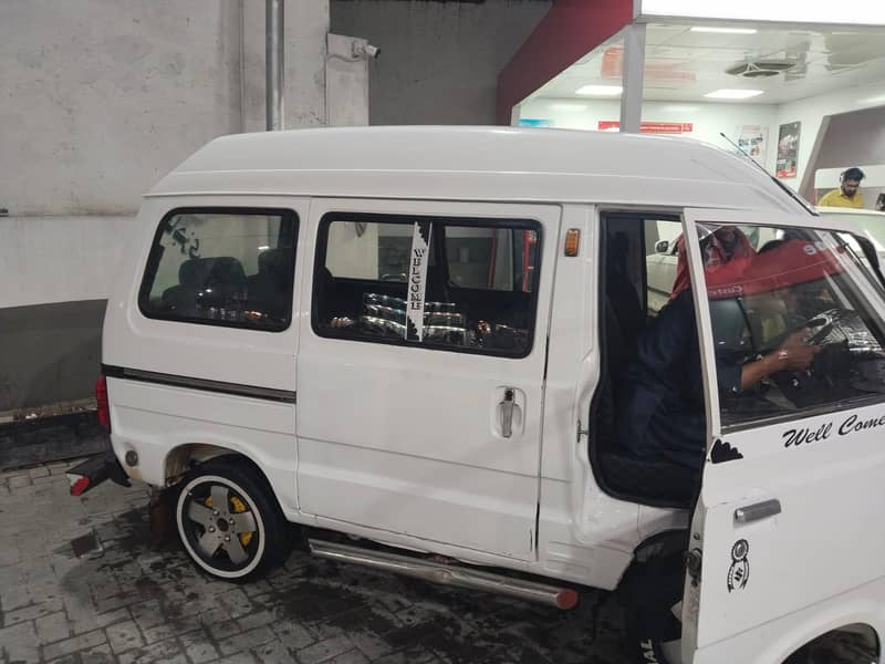 Suzuki Bolan 2017 2