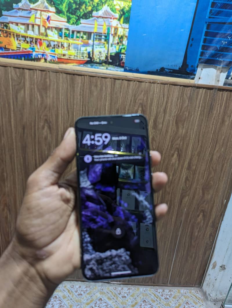 Google Pixel 8 1